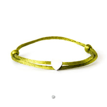 Afbeelding in Gallery-weergave laden, Heart Olive Green
